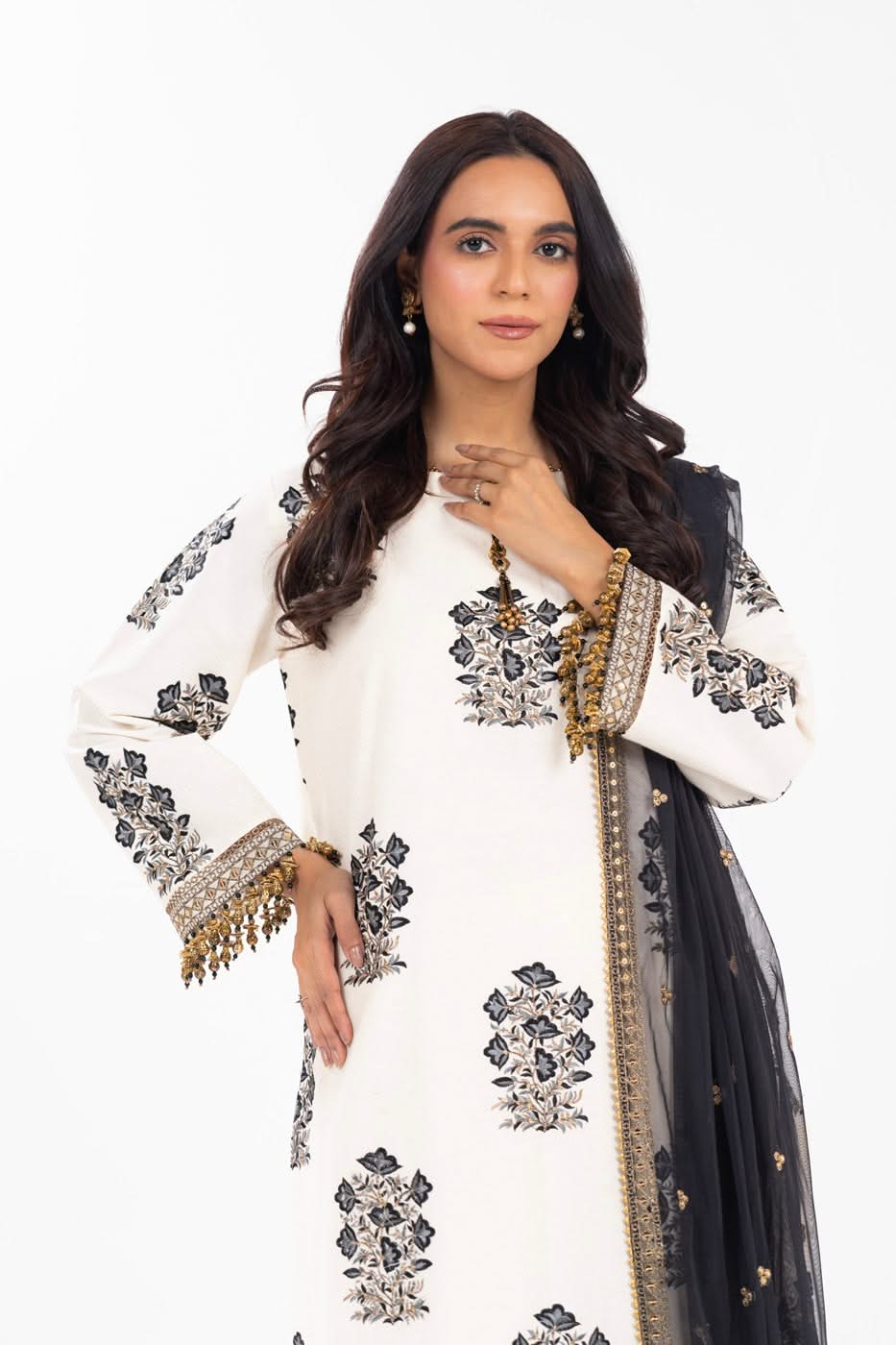 RTS | SHIRT, TROUSER & DUPATTA - Image 2