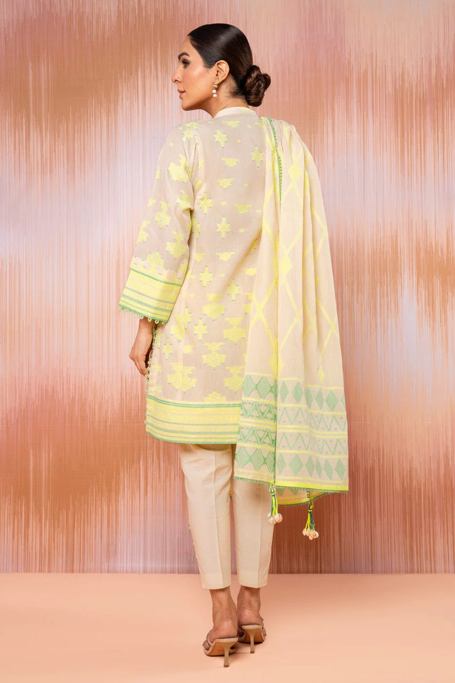 RTS | SHIRT, TROUSER & DUPATTA - Image 4