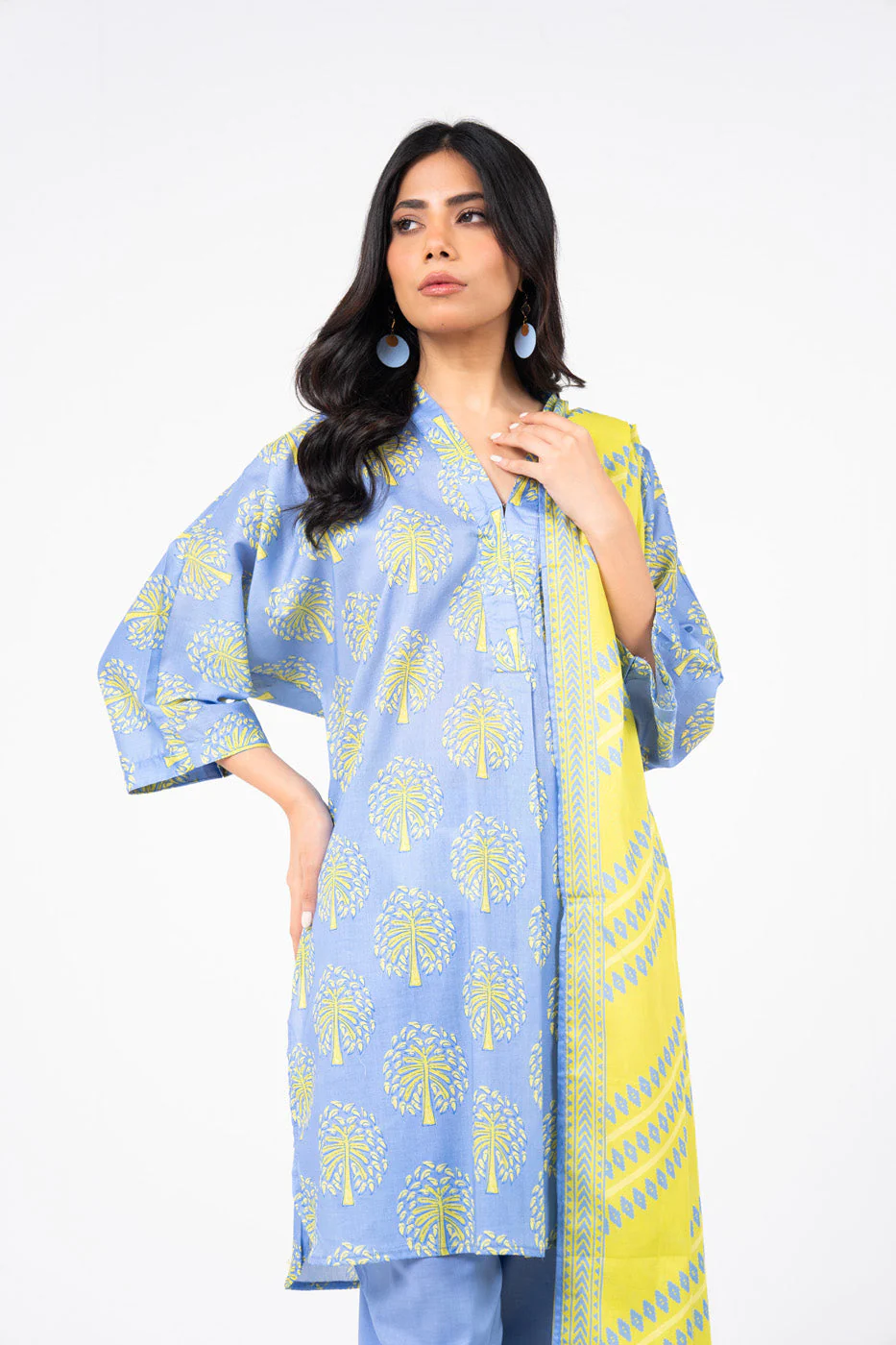 RTS | SHIRT, TROUSER & DUPATTA - Image 2