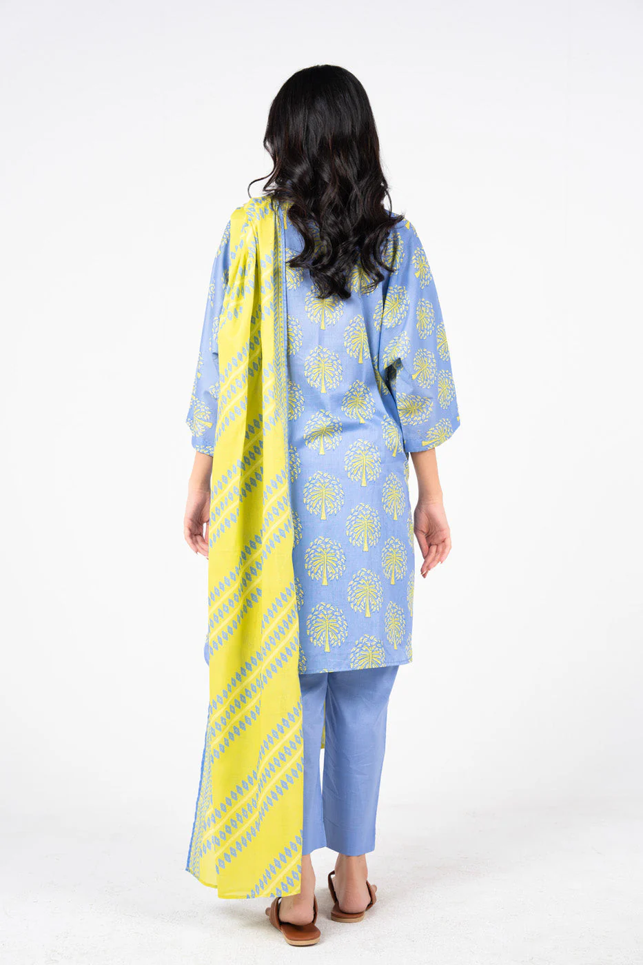 RTS | SHIRT, TROUSER & DUPATTA - Image 4