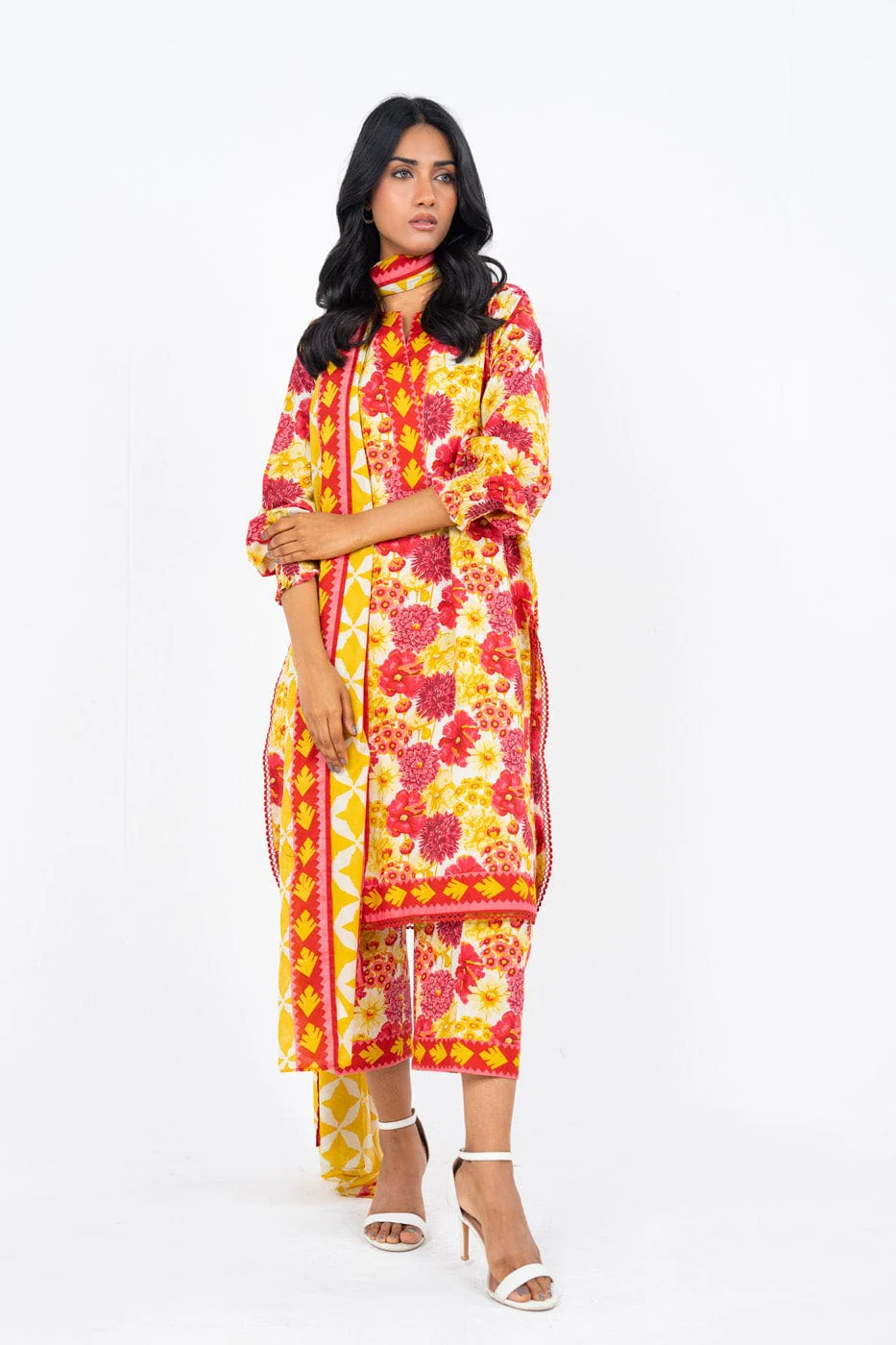 RTS | SHIRT, TROUSER & DUPATTA - Image 2