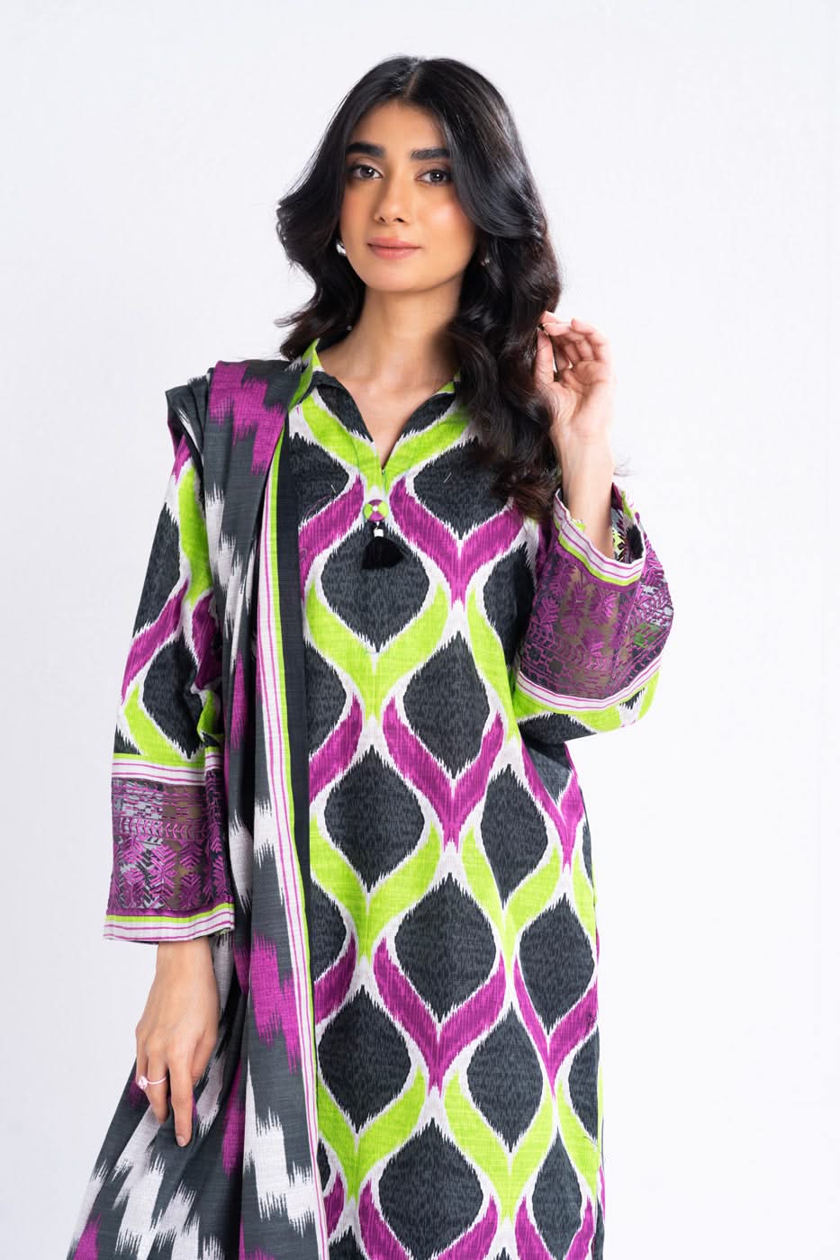 RTS | SHIRT, TROUSER & DUPATTA - Image 2