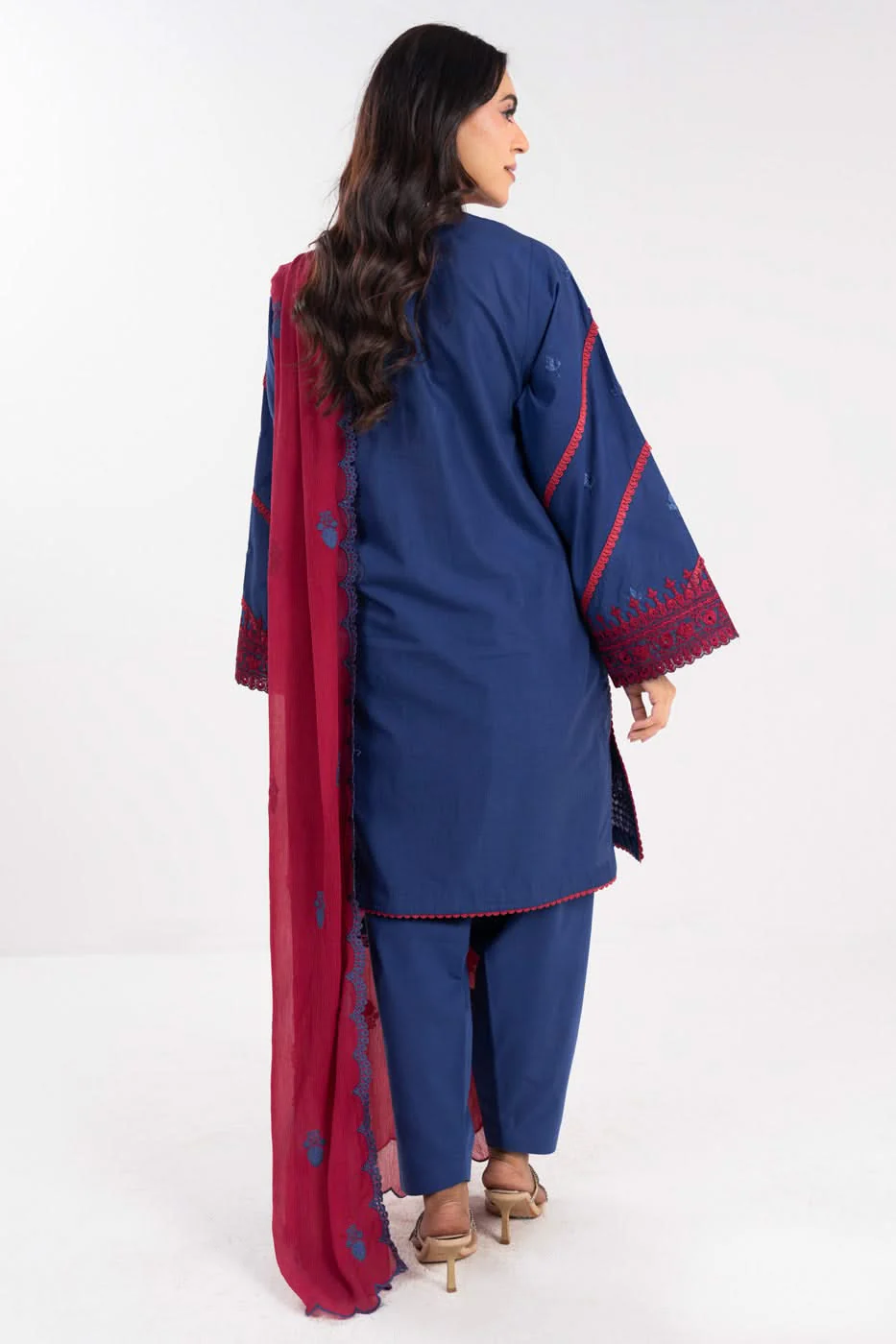 RTS | SHIRT, TROUSER & DUPATTA - Image 4