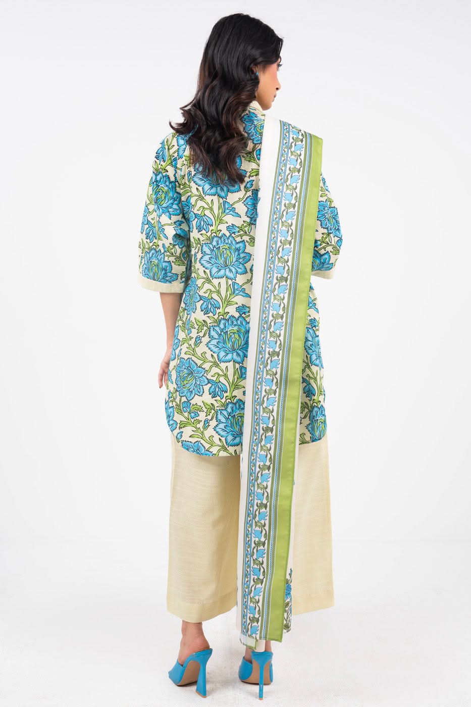 RTS | SHIRT, TROUSER & DUPATTA - Image 4