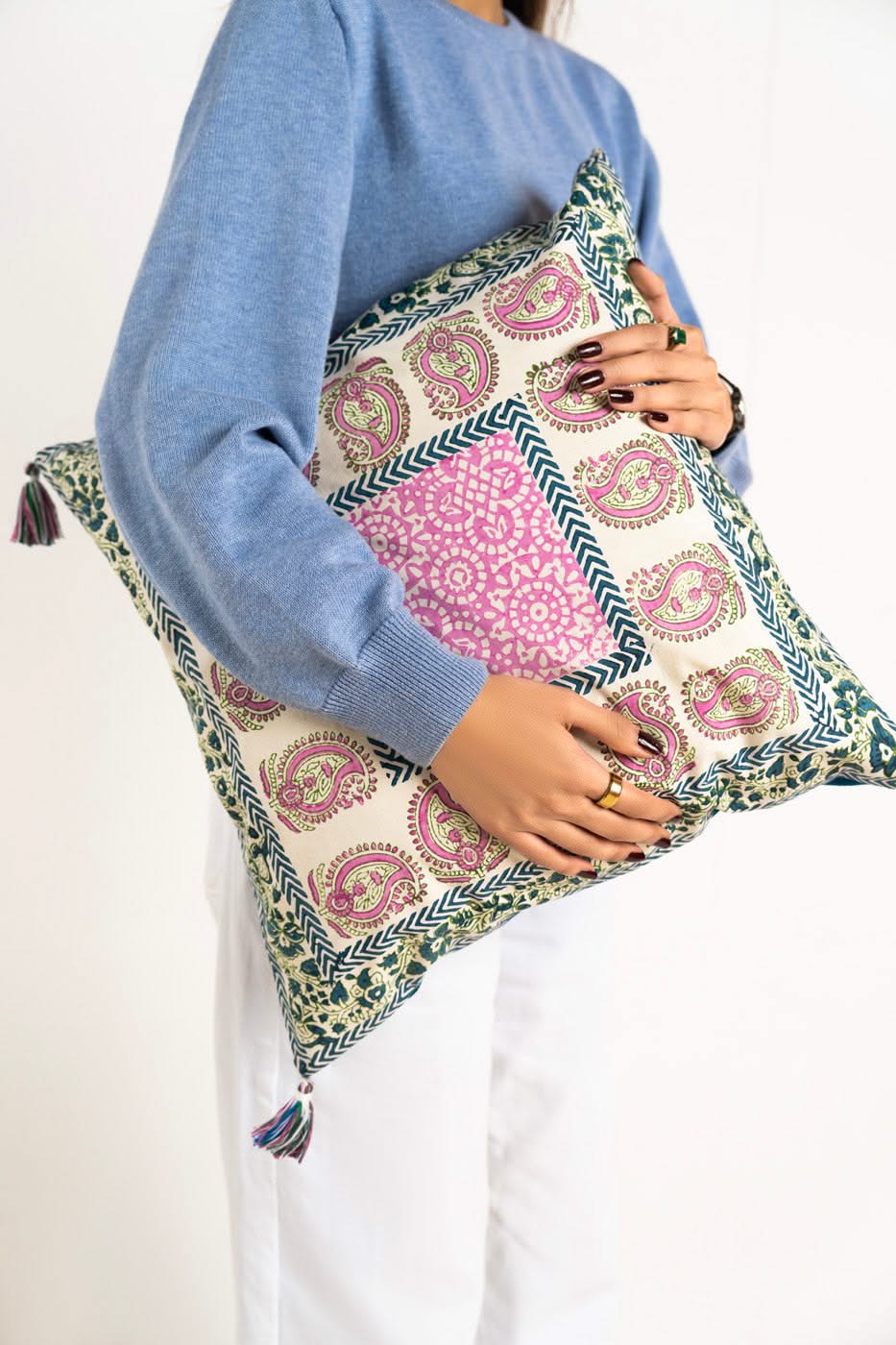 HOME | CUSHION COVER - Image 3