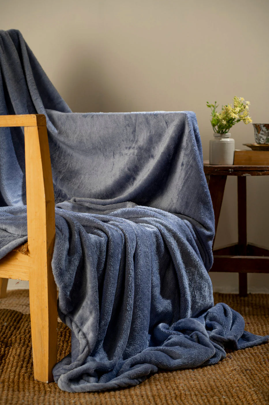 HOME | FLEECE BLANKET - Image 2