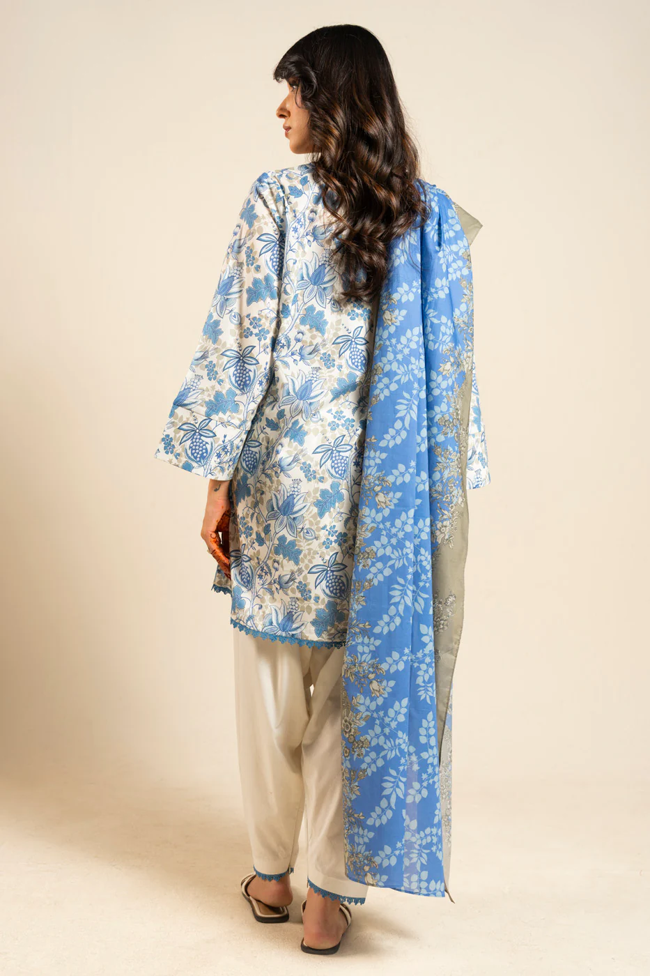 RTS | SHIRT & DUPATTA - Image 4
