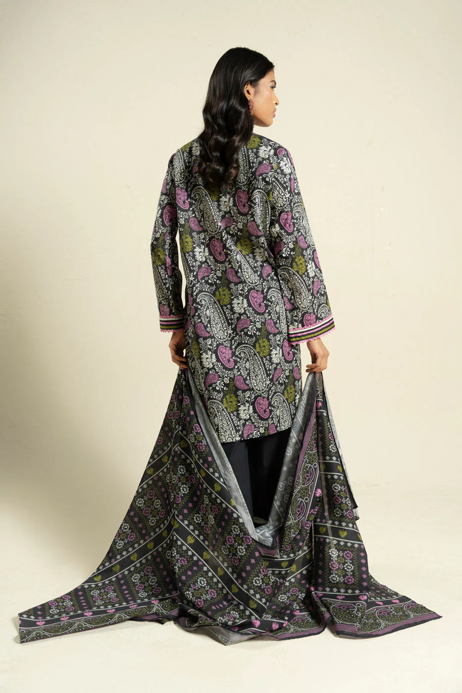 RTS | SHIRT & DUPATTA - Image 4