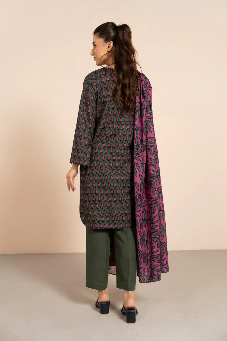 RTS  | SHIRT & DUPATTA - Image 4