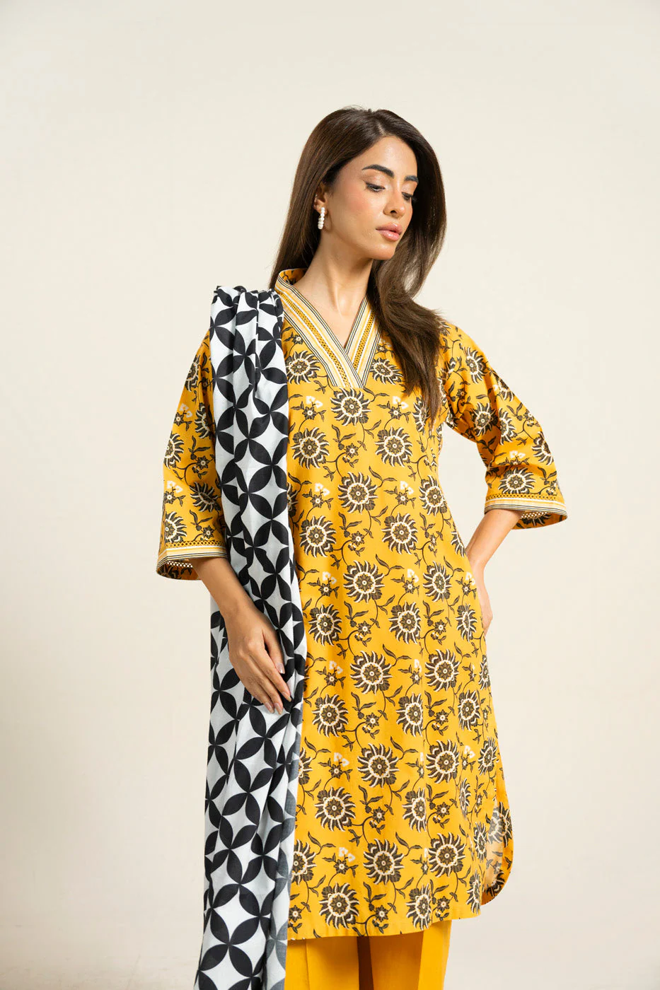 RTS | SHIRT & DUPATTA - Image 2