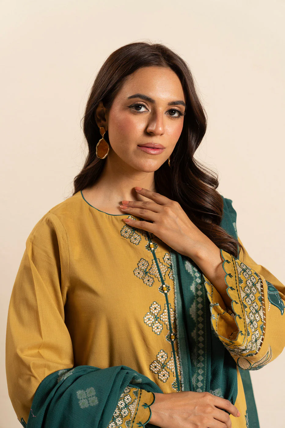 RTS  | SHIRT, TROUSER & DUPATTA - Image 3