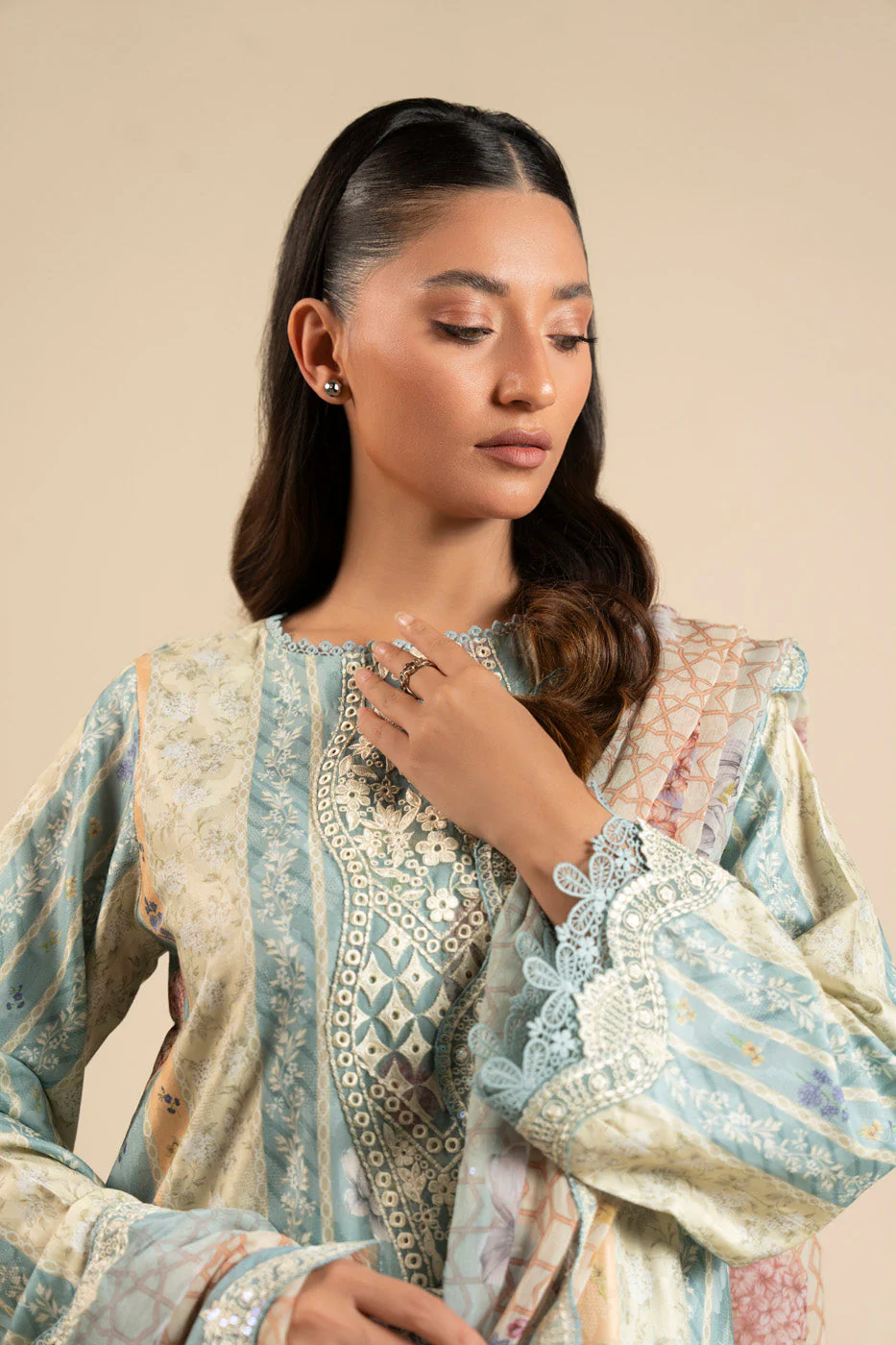 RTS | SHIRT, TROUSER & DUPATTA - Image 3