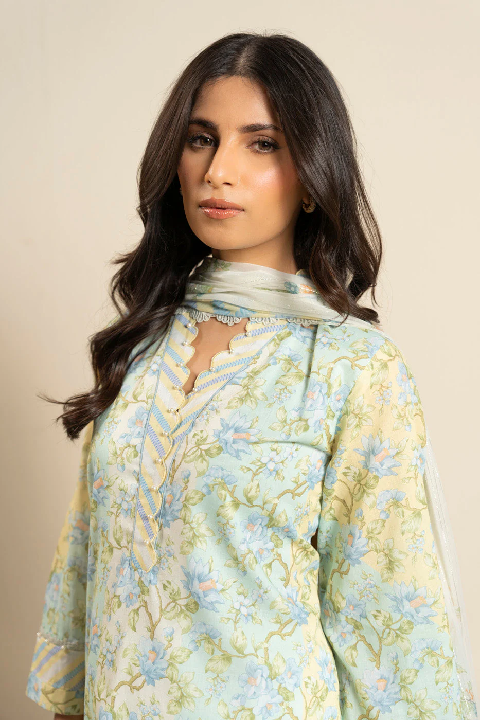 RTS | SHIRT, TROUSER & DUPATTA - Image 3