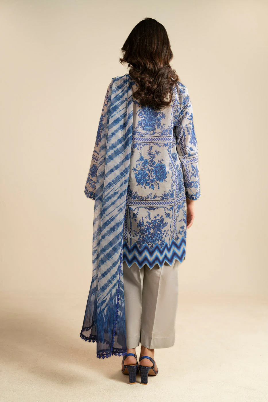 RTS | SHIRT, TROUSER & DUPATTA - Image 4