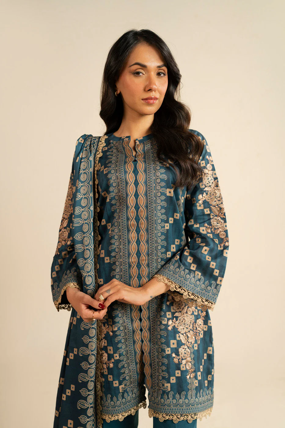 RTS | SHIRT, TROUSER & DUPATTA - Image 2