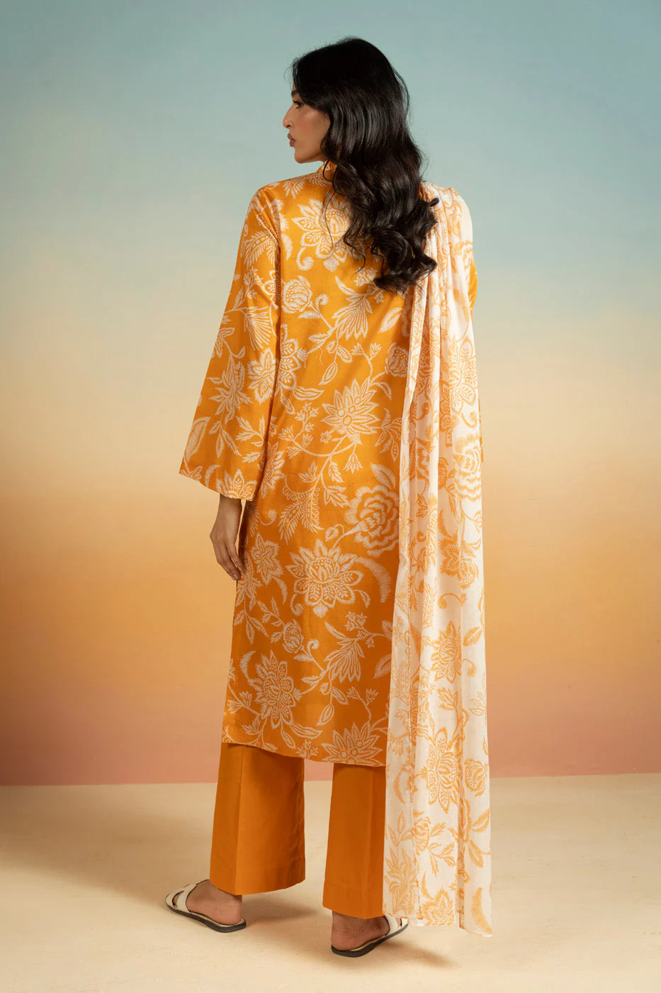 RTS | SHIRT, TROUSER & DUPATTA - Image 4