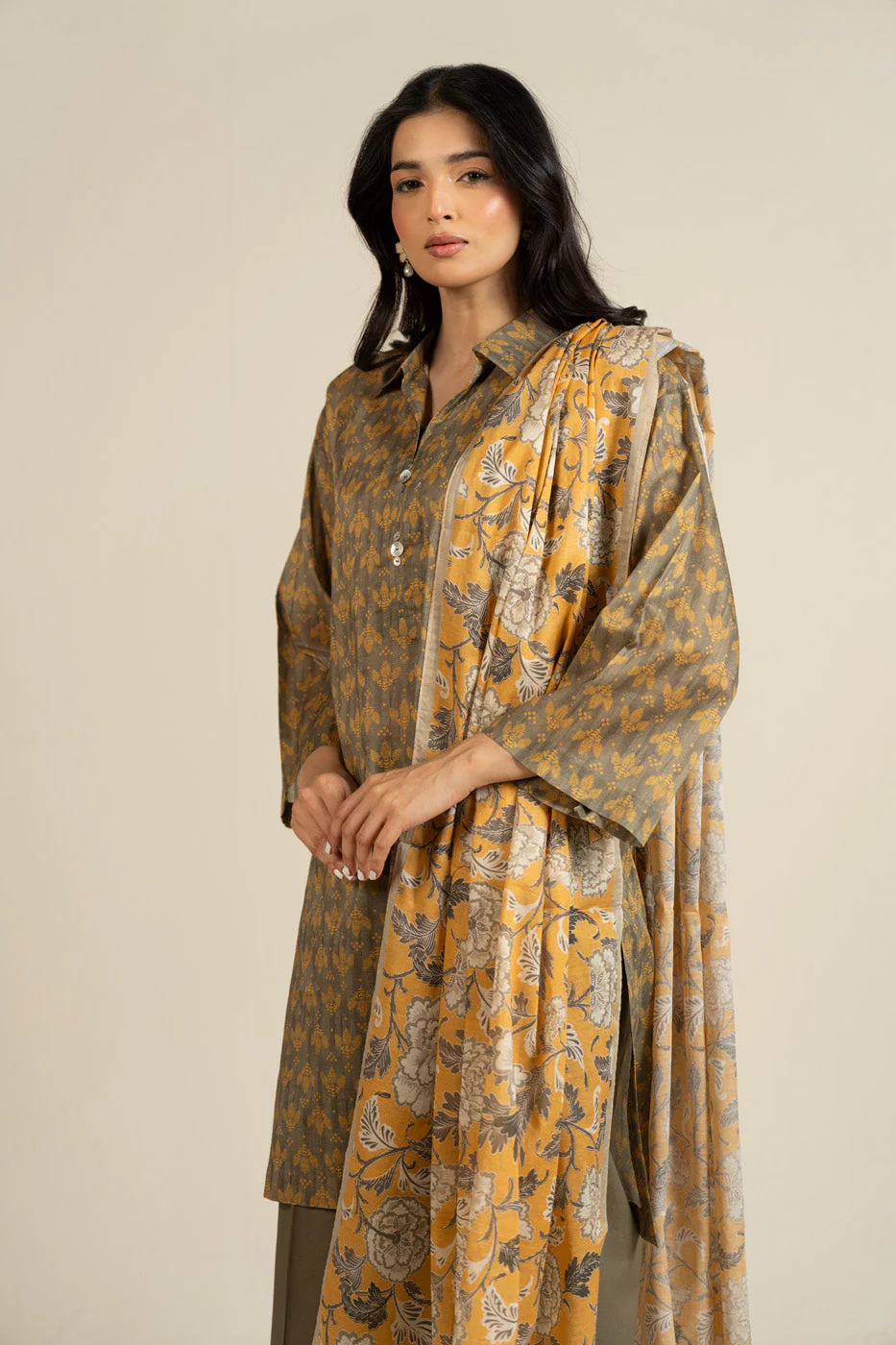 RTS | SHIRT, TROUSER & DUPATTA - Image 2