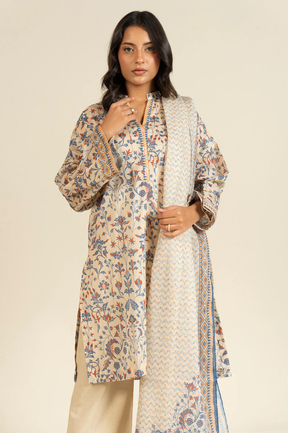 RTS | SHIRT, TROUSER & DUPATTA - Image 2