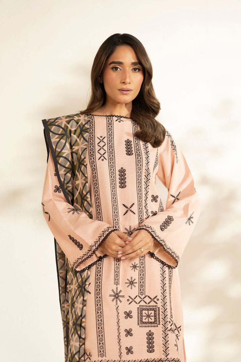 RTS | SHIRT, TROUSER & DUPATTA - Image 2