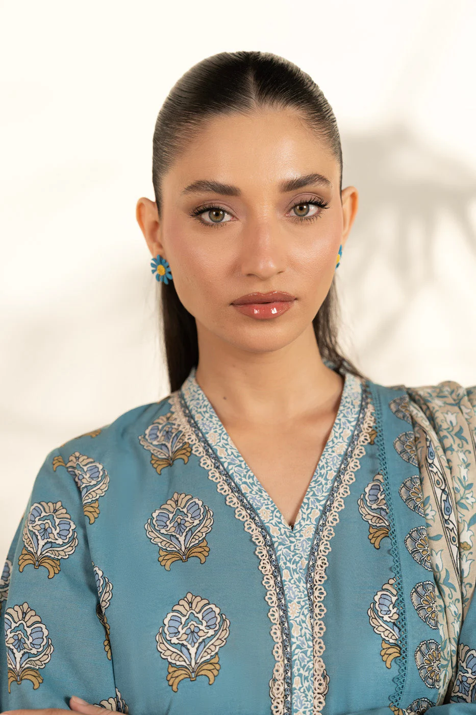RTS | SHIRT, TROUSER & DUPATTA - Image 3