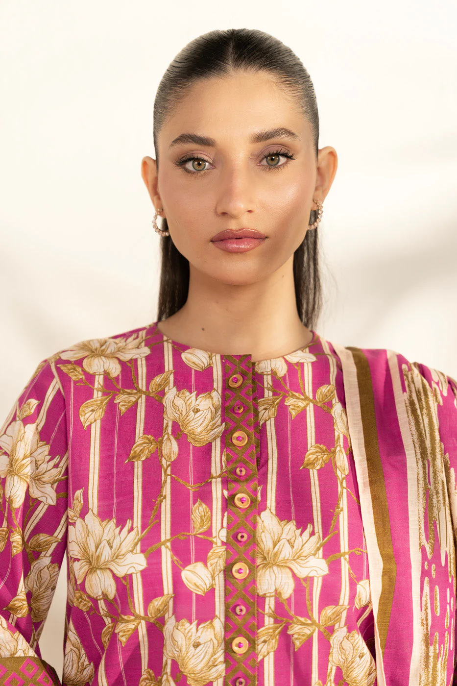 RTS | SHIRT, TROUSER & DUPATTA - Image 3