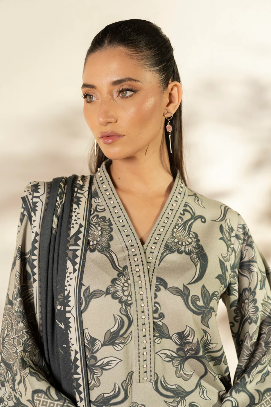 RTS | SHIRT, TROUSER & DUPATTA - Image 2