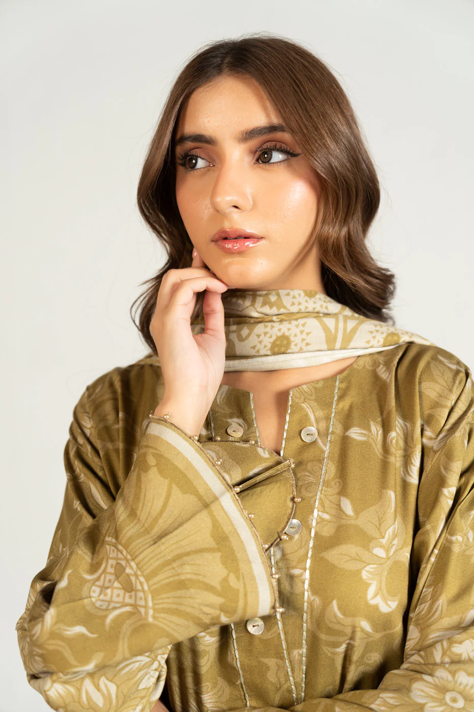 RTS | SHIRT, TROUSER & DUPATTA - Image 3