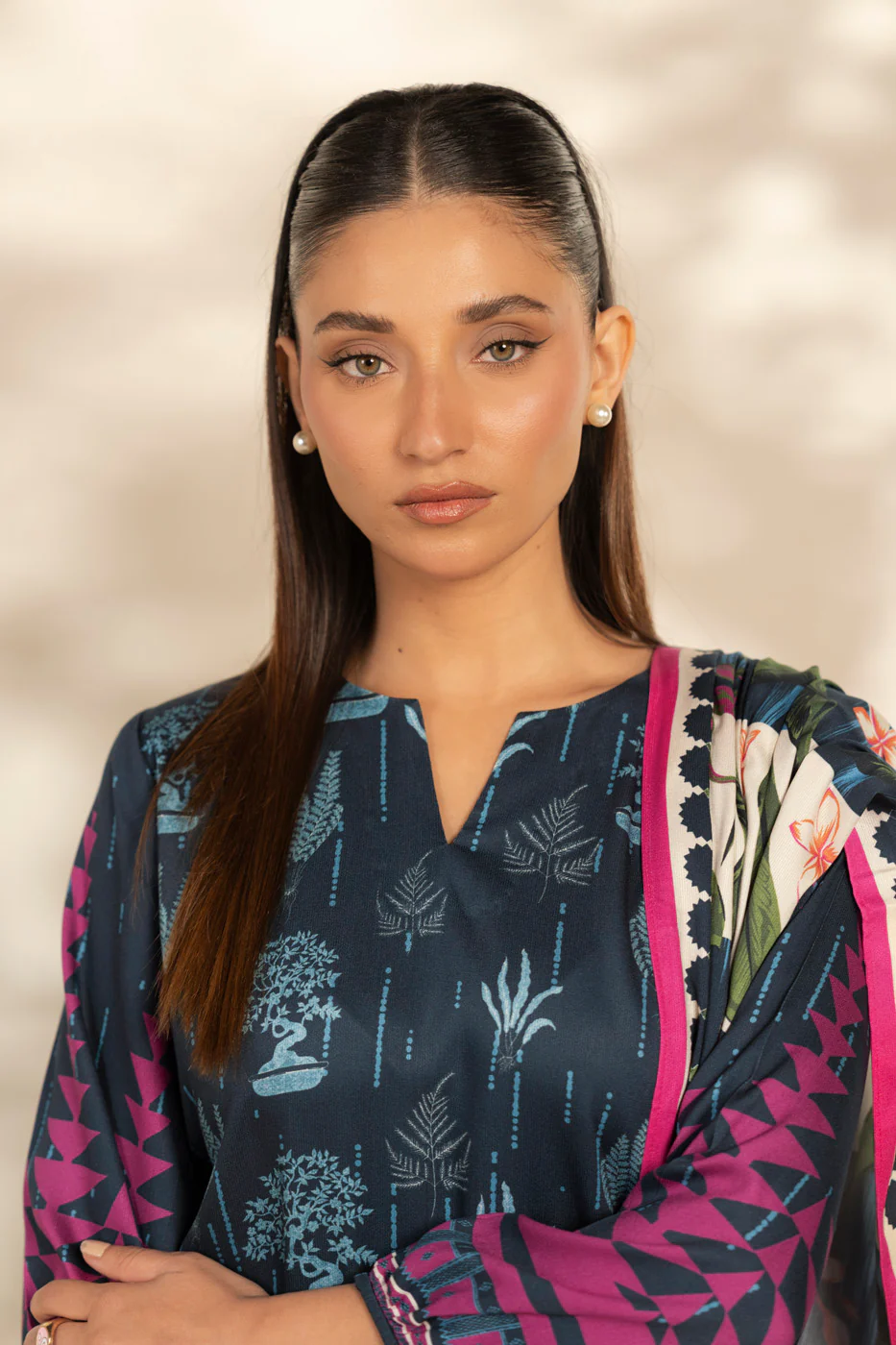 RTS | SHIRT, TROUSER & DUPATTA - Image 3