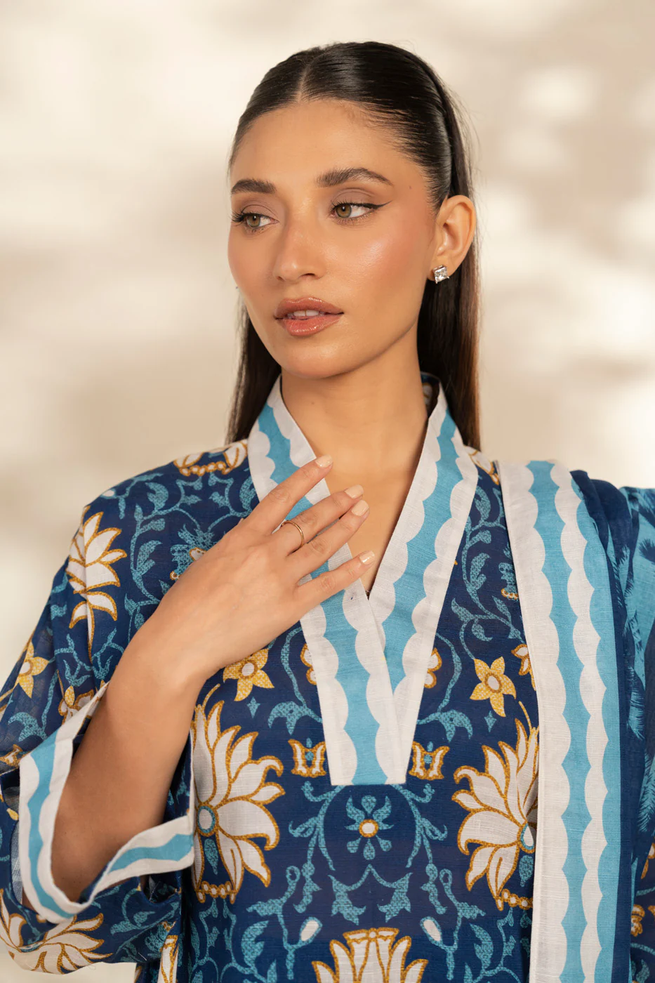 RTS | SHIRT, TROUSER & DUPATTA - Image 3