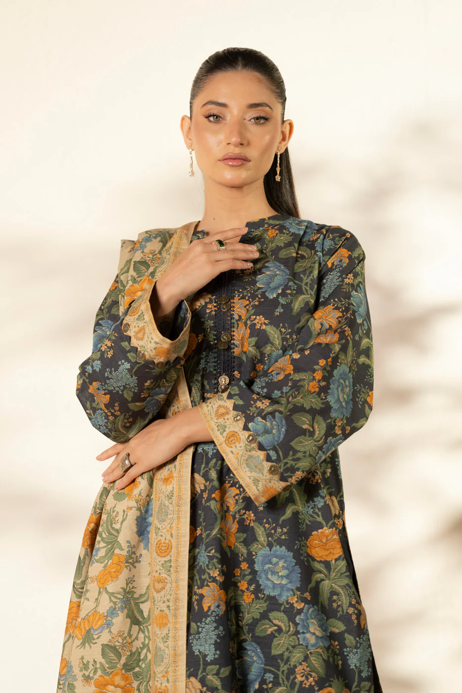 RTS | SHIRT, TROUSER & DUPATTA - Image 2