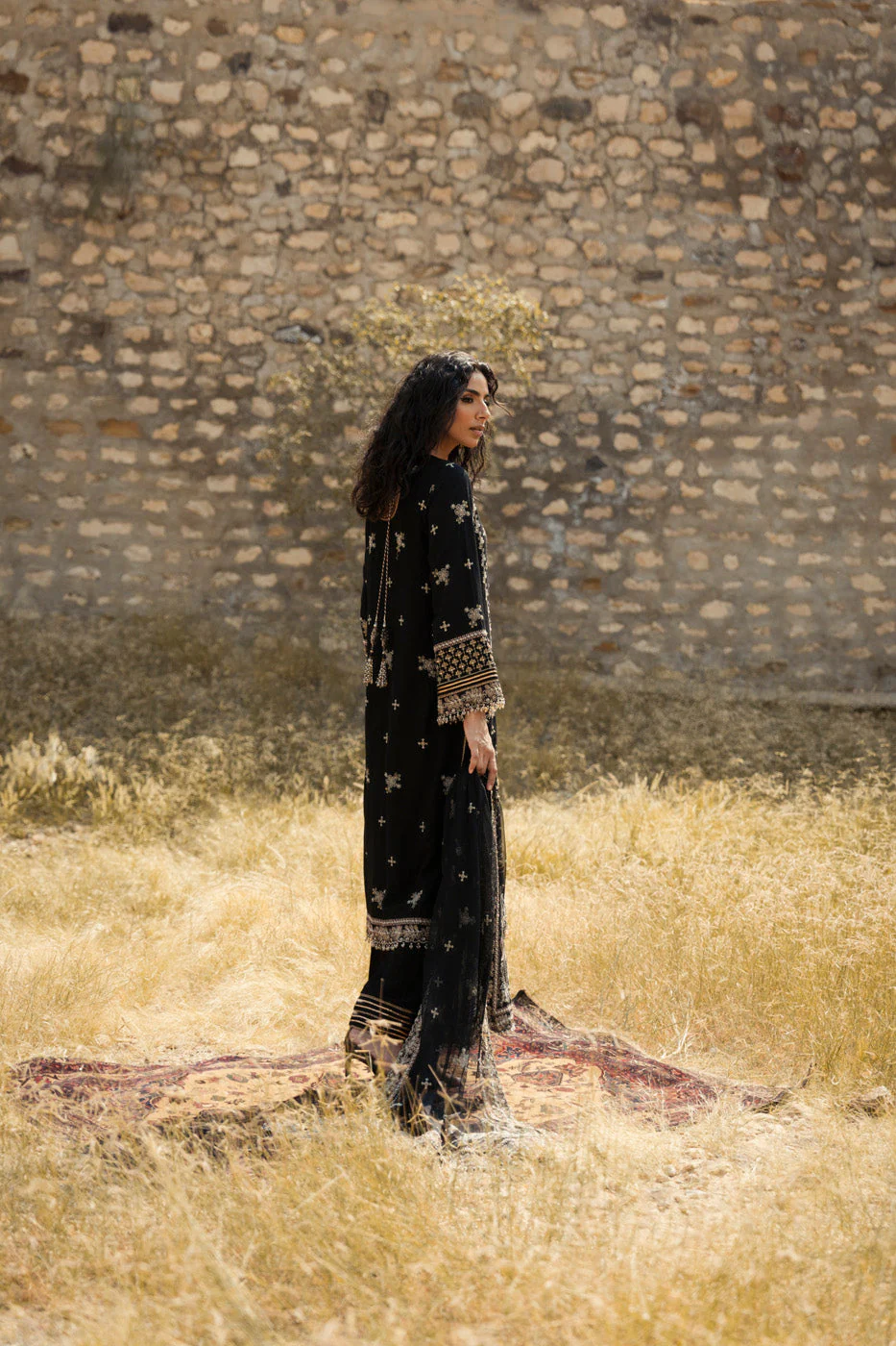 RTS | SHIRT, TROUSER & DUPATTA - Image 4