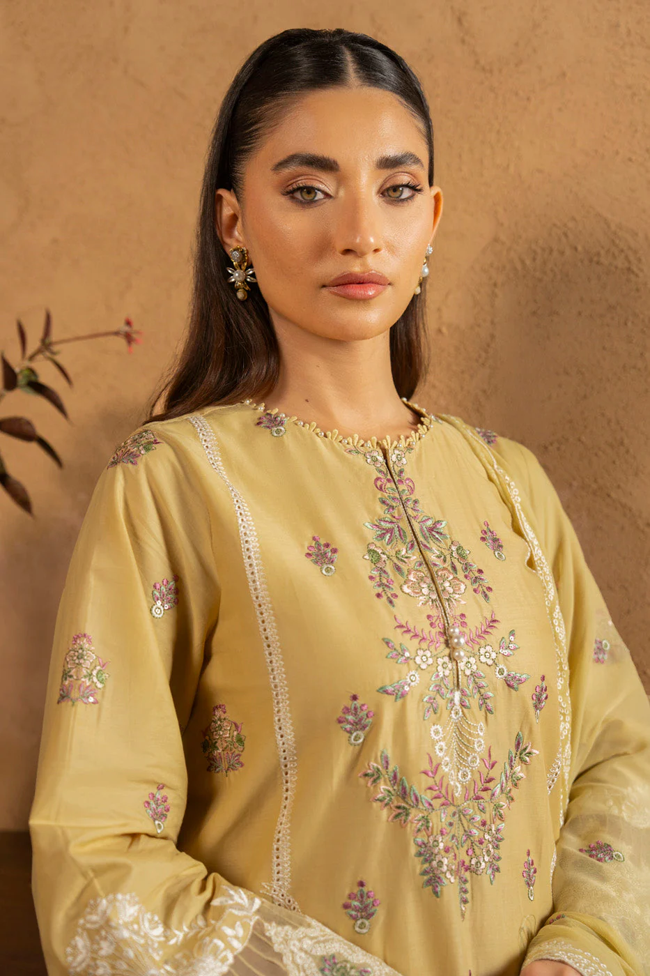 RTS | SHIRT, TROUSER & DUPATTA - Image 3