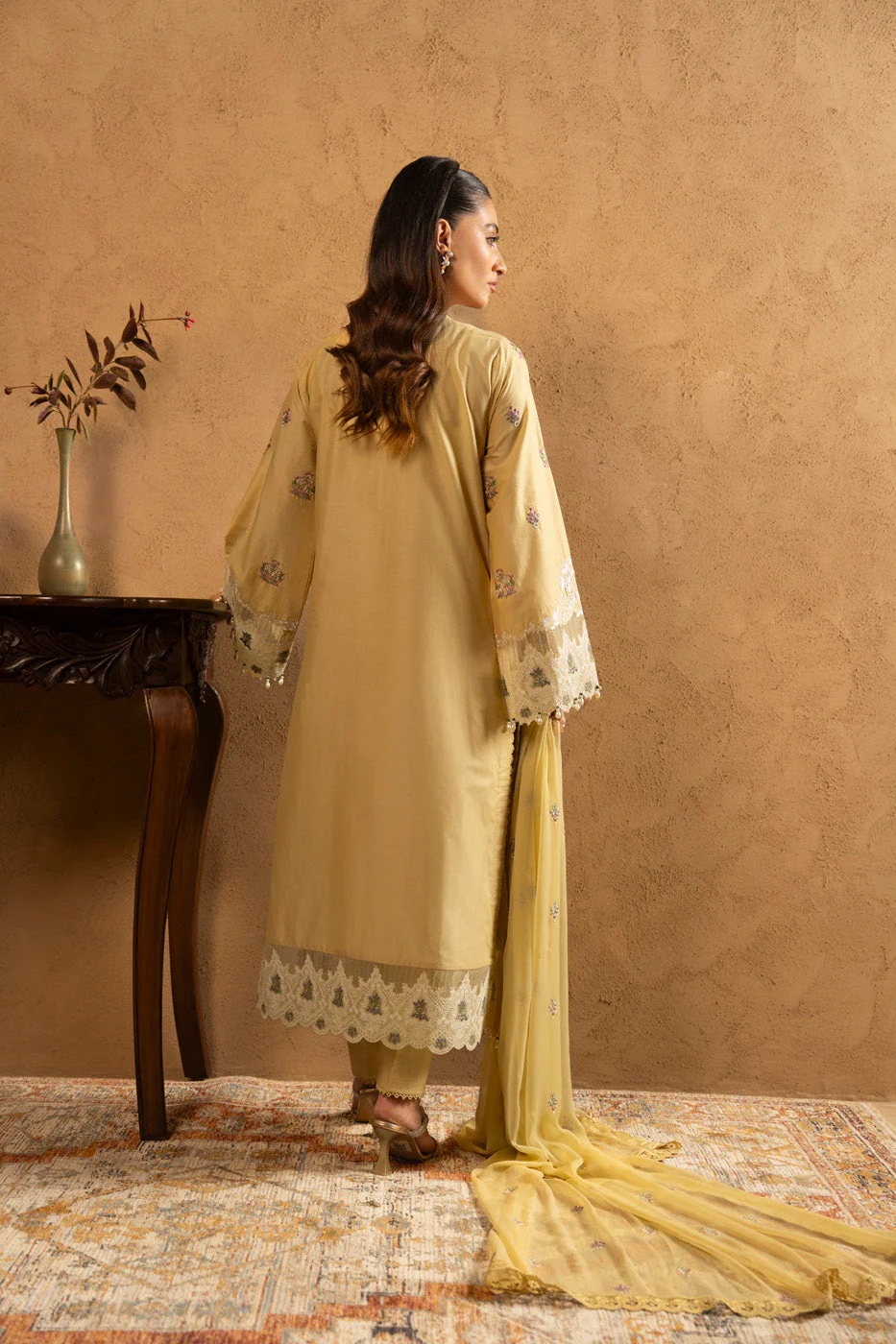 RTS | SHIRT, TROUSER & DUPATTA - Image 4