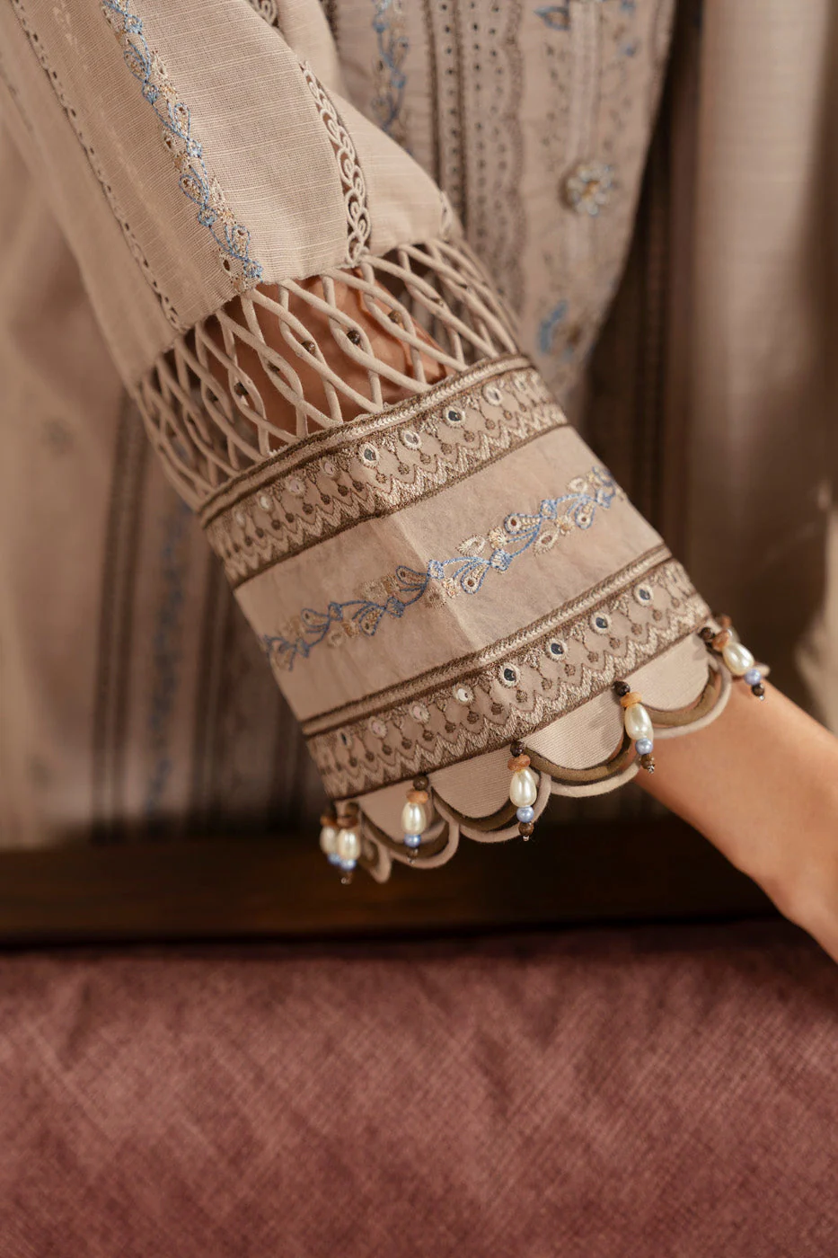 RTS | SHIRT, TROUSER & SHAWL - Image 4