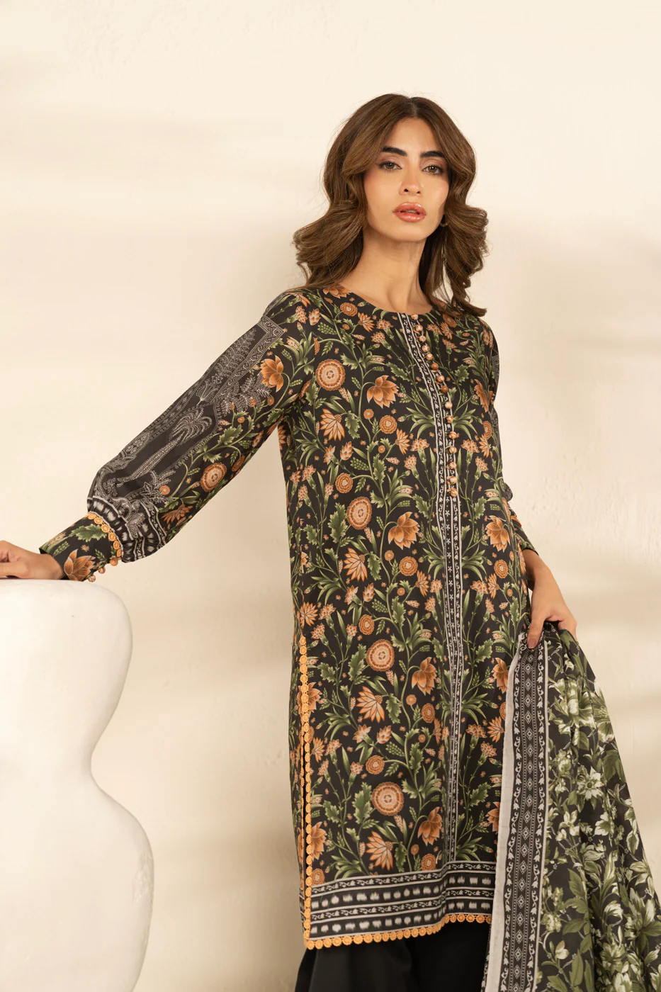 RTS | SHIRT, TROUSER & DUPATTA - Image 2