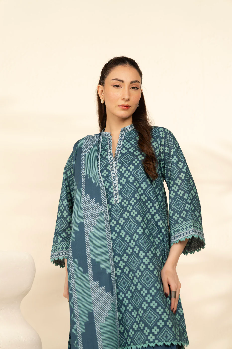 RTS | SHIRT, TROUSER & DUPATTA - Image 2