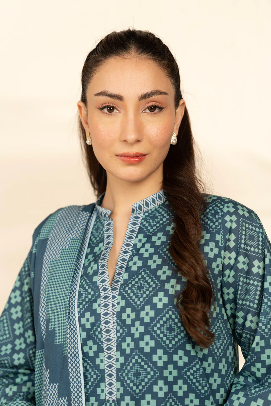 RTS | SHIRT, TROUSER & DUPATTA - Image 3