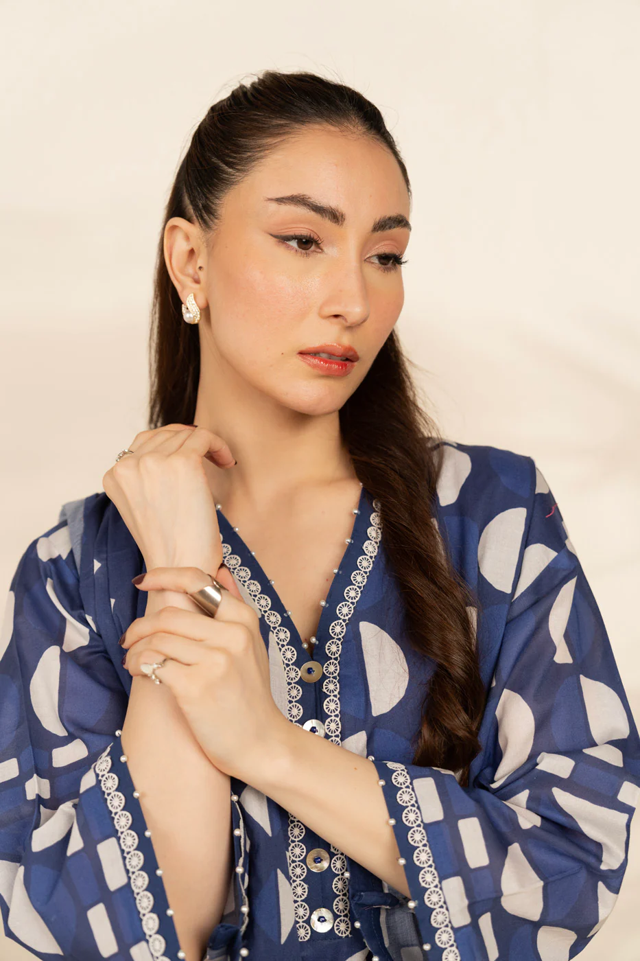RTS | SHIRT, TROUSER & DUPATTA - Image 3