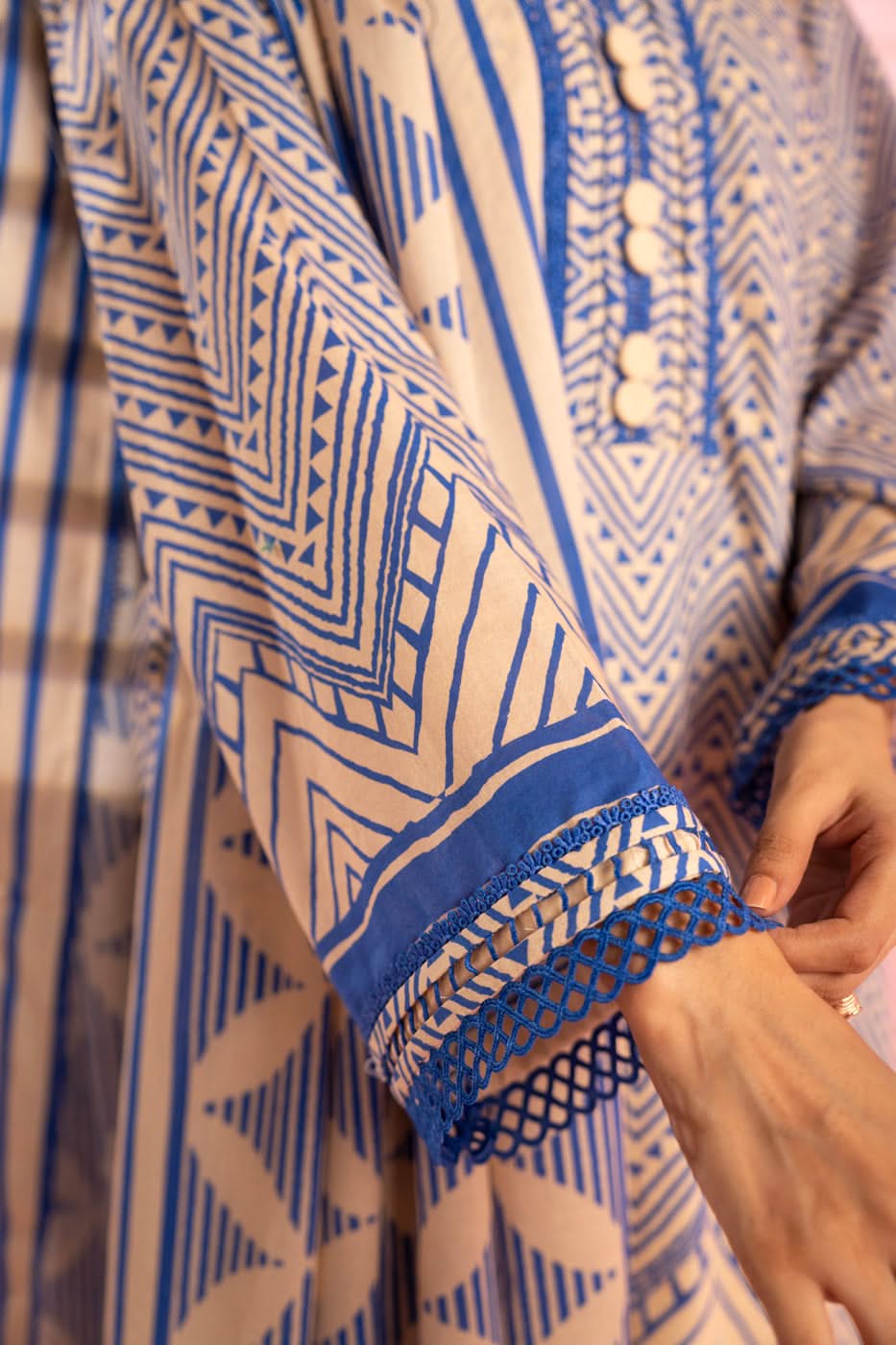 RTS | SHIRT, TROUSER & DUPATTA - Image 3