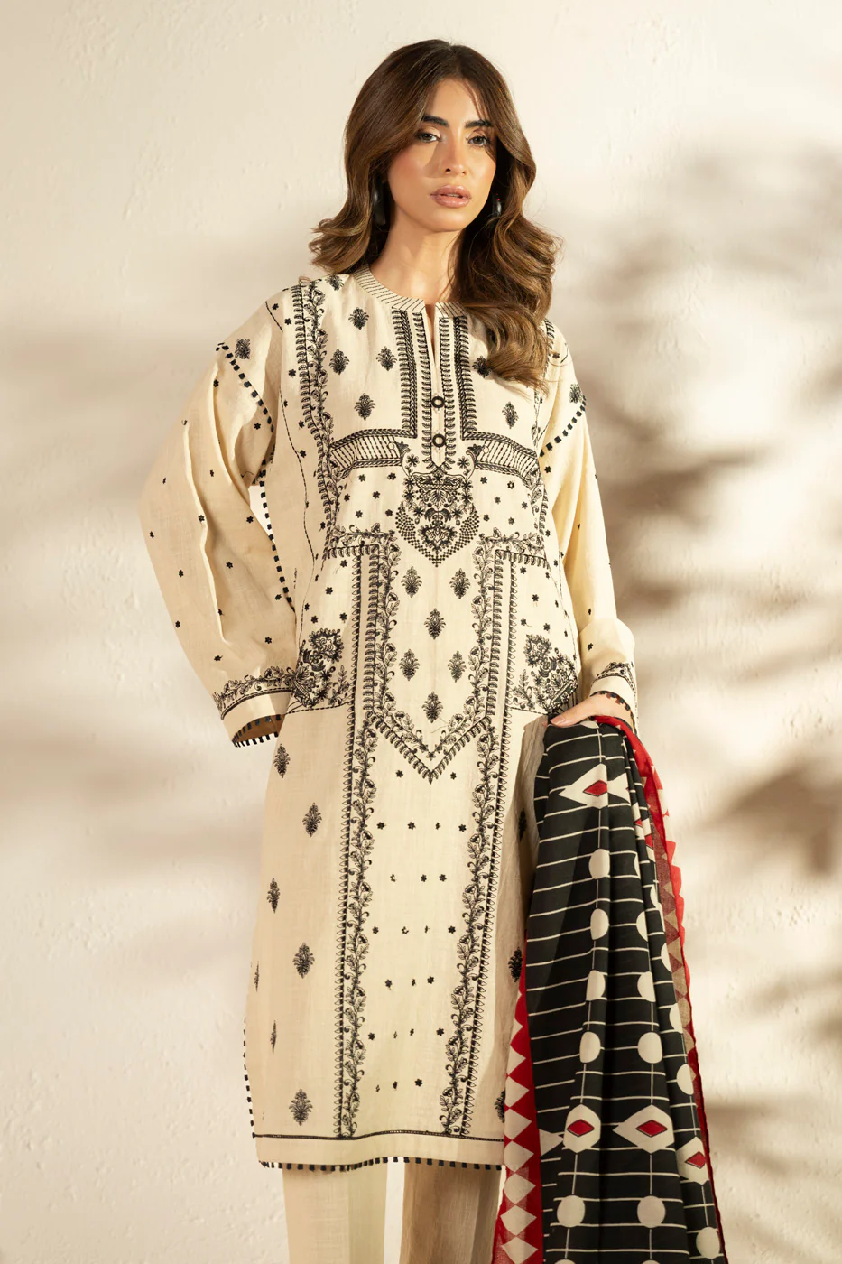 RTS | SHIRT, TROUSER & SHAWL - Image 2