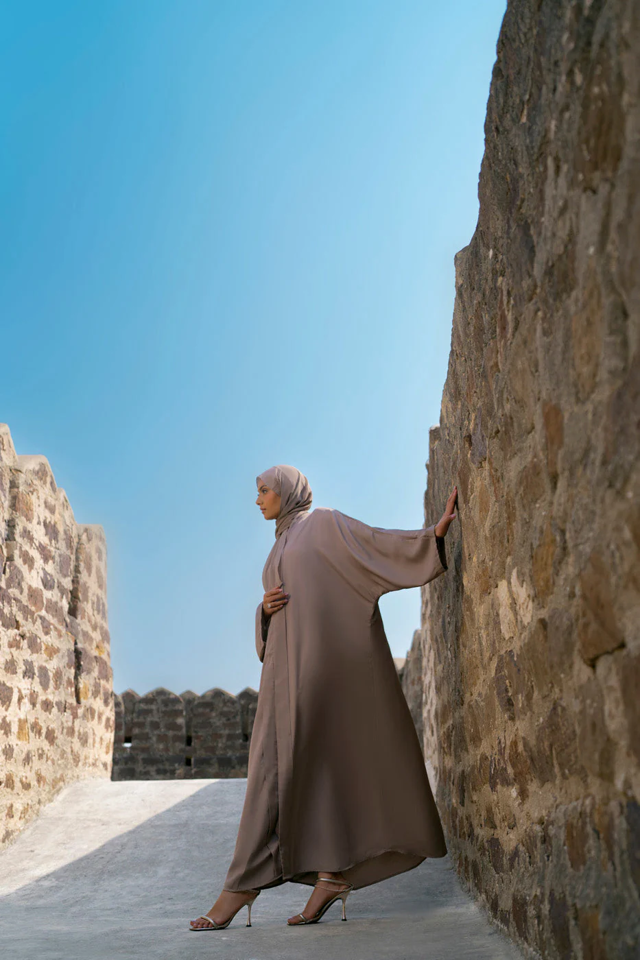 RTW | ABAYA & STOLE - Image 5