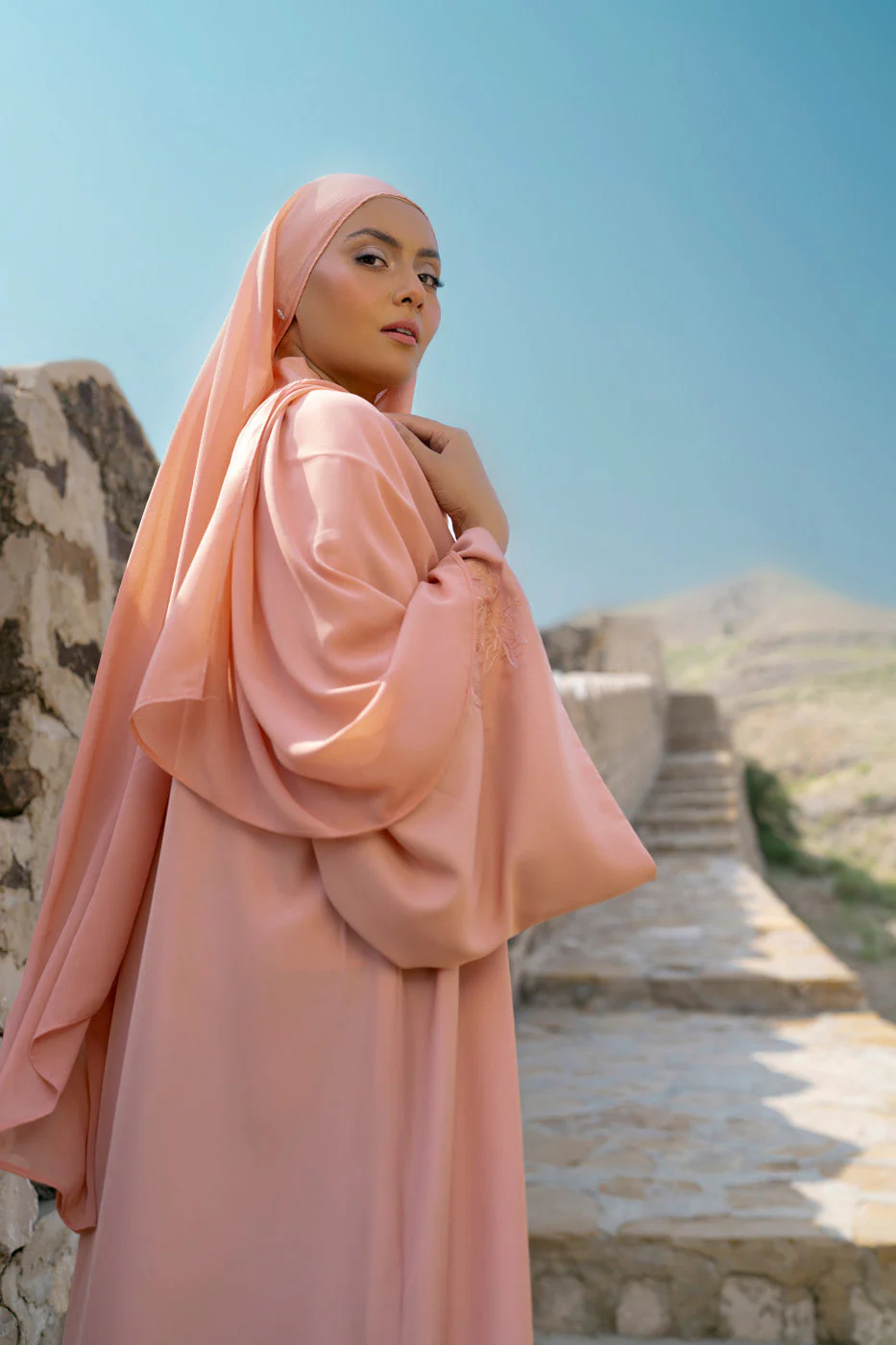RTW | ABAYA & STOLE - Image 3