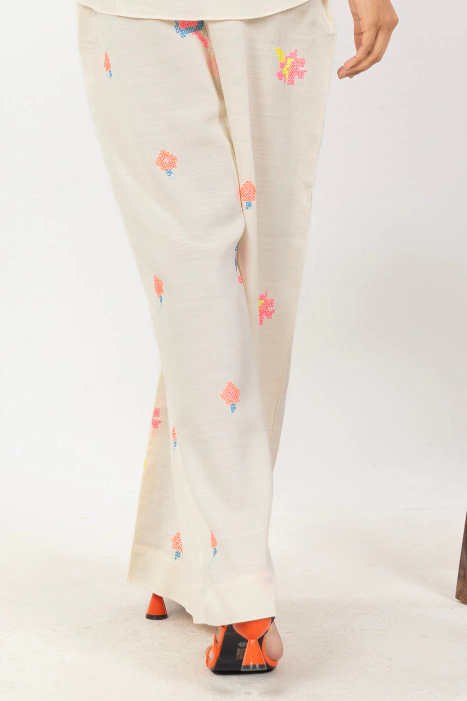 RTW | BOOTCUT PANTS - Image 2