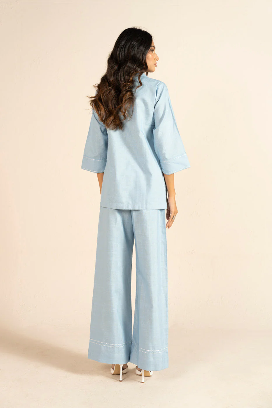 RTW | SHIRT & BOOTCUT PANTS - Image 4