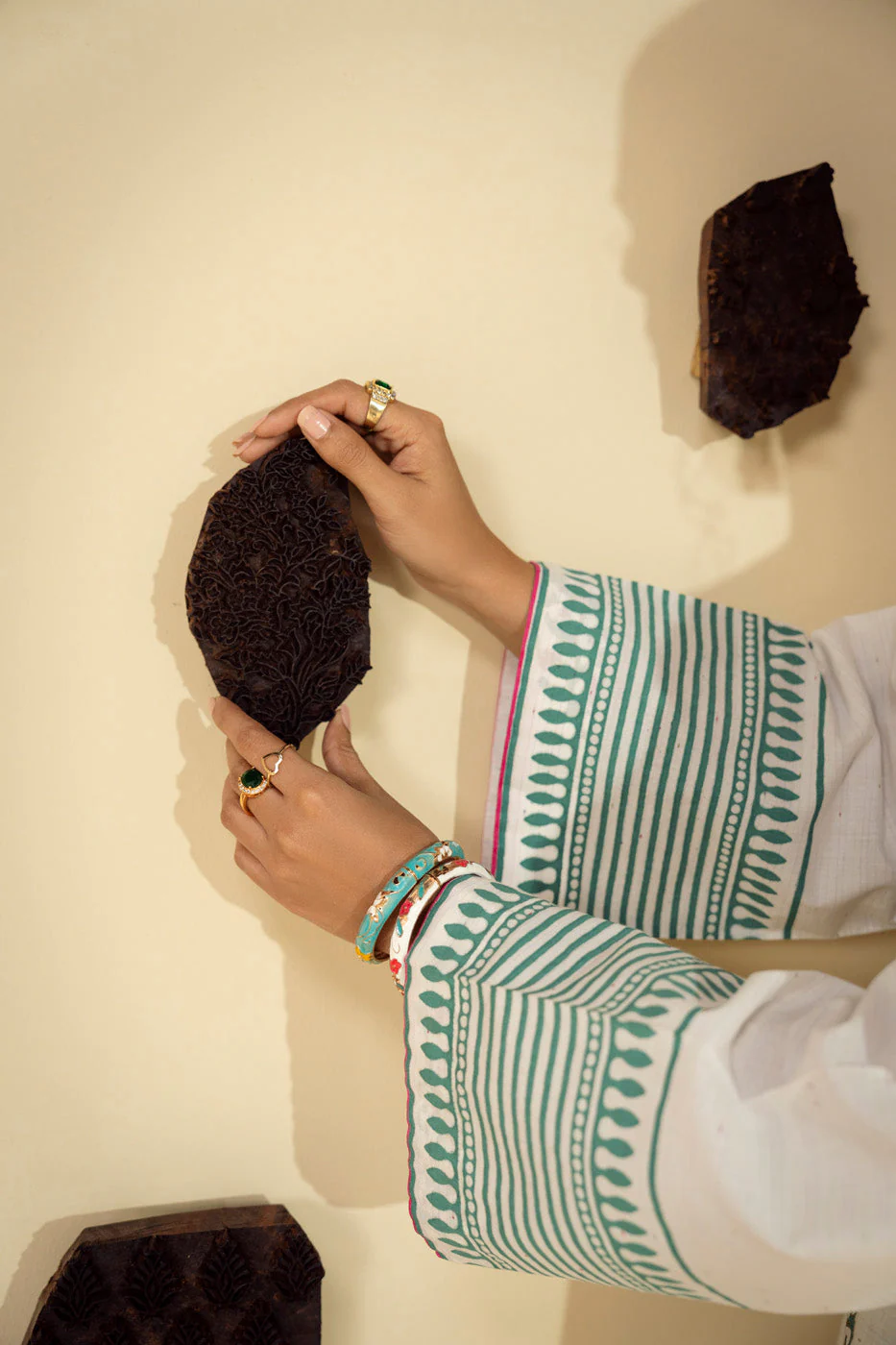 RTW | SHIRT - Image 4