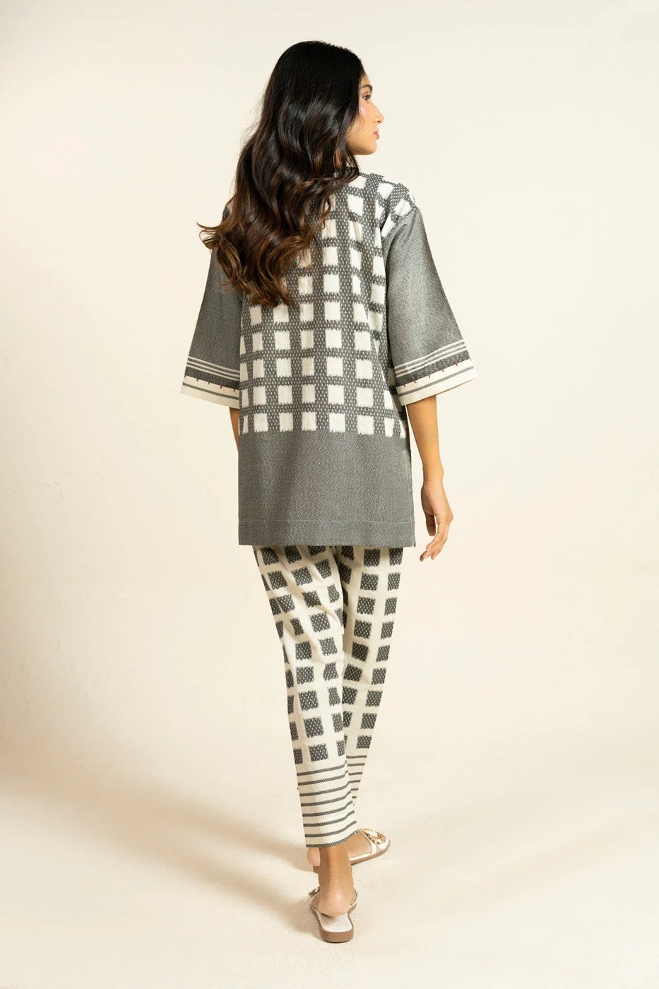 RTW | SHIRT & SHALWAR - Image 4