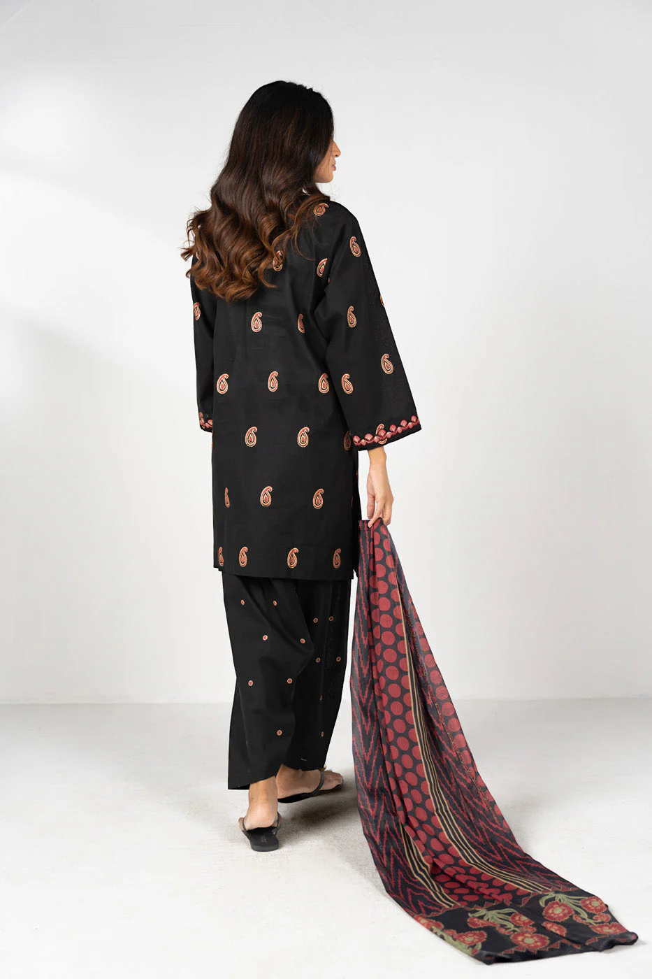 RTW  | SHIRT, SHALWAR & DUPATTA - Image 4
