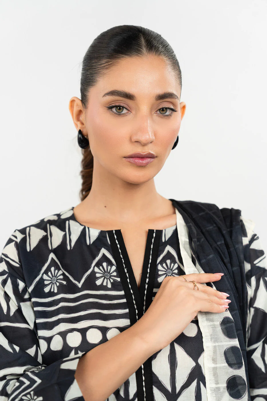 RTW | SHIRT, TROUSER & DUPATTA - Image 3