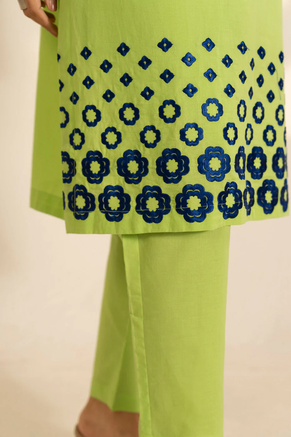 RTW | SHIRT, TROUSER & DUPATTA - Image 5