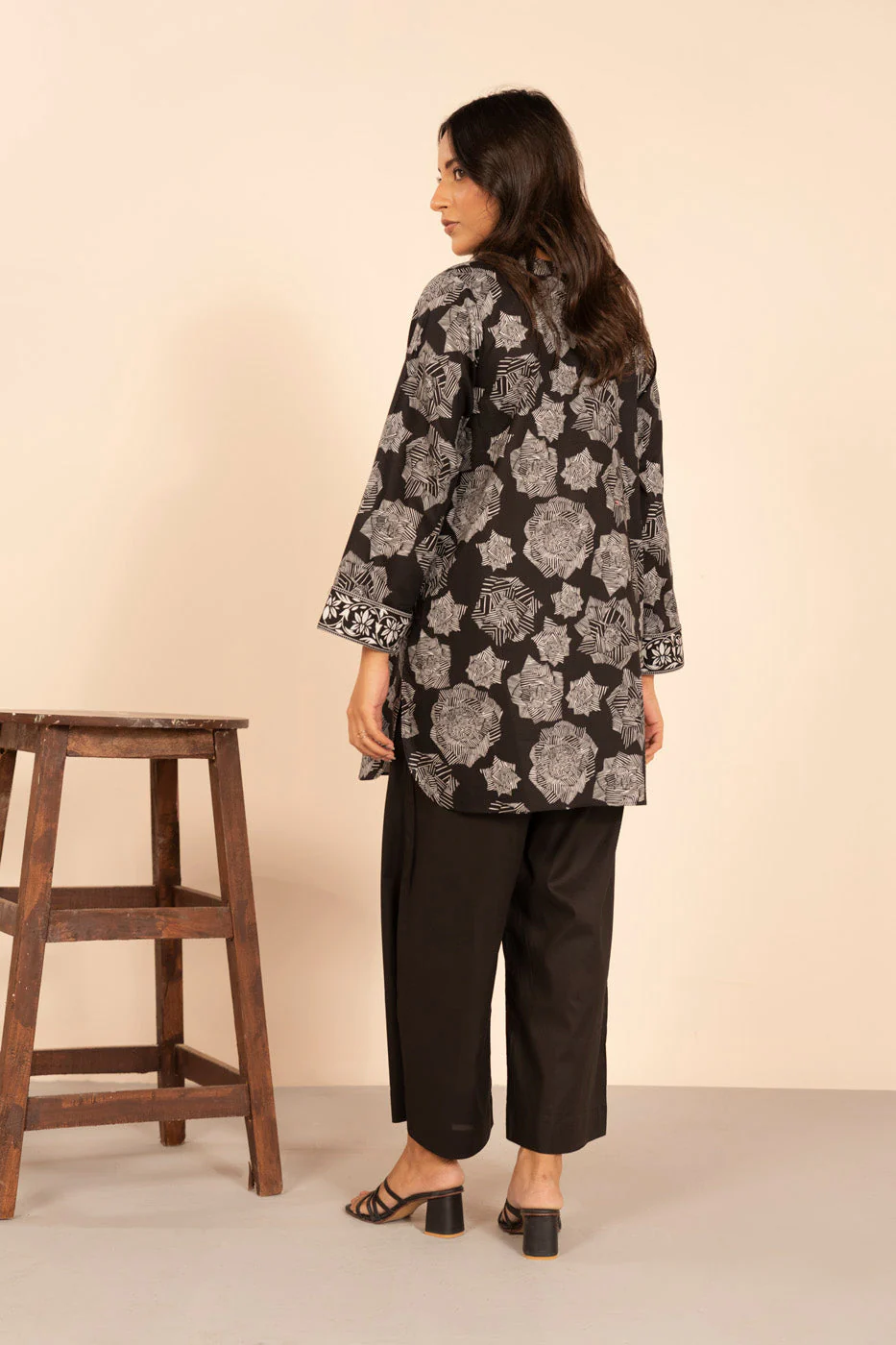 RTW | SHIRT - Image 4